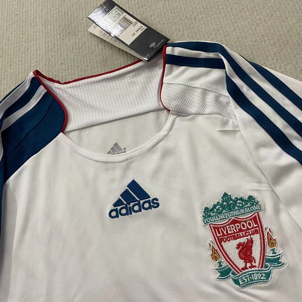 06/07 リバプールcl遠征ユニフォーム 8番 GERRARD 06/07 リバプールcl遠征ユニフォーム 8番 GERRARD 07-08 Liverpool