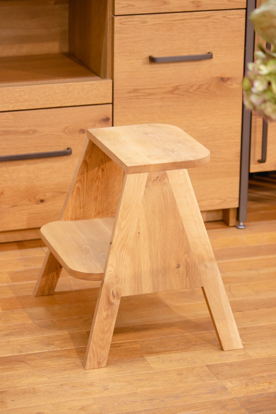 木製スツール「信濃大町の楢スツール」 木製スツール 信濃大町の楢