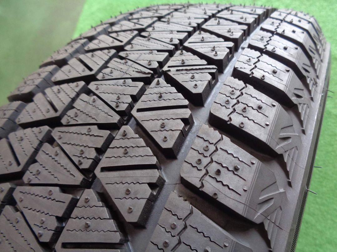 N*I様 マツダCX-5純正225/55R19スタッドレスブリヂストンブリザック マツダ CX-5 純正 19インチ 中古スタッドレスセット 225/55R19