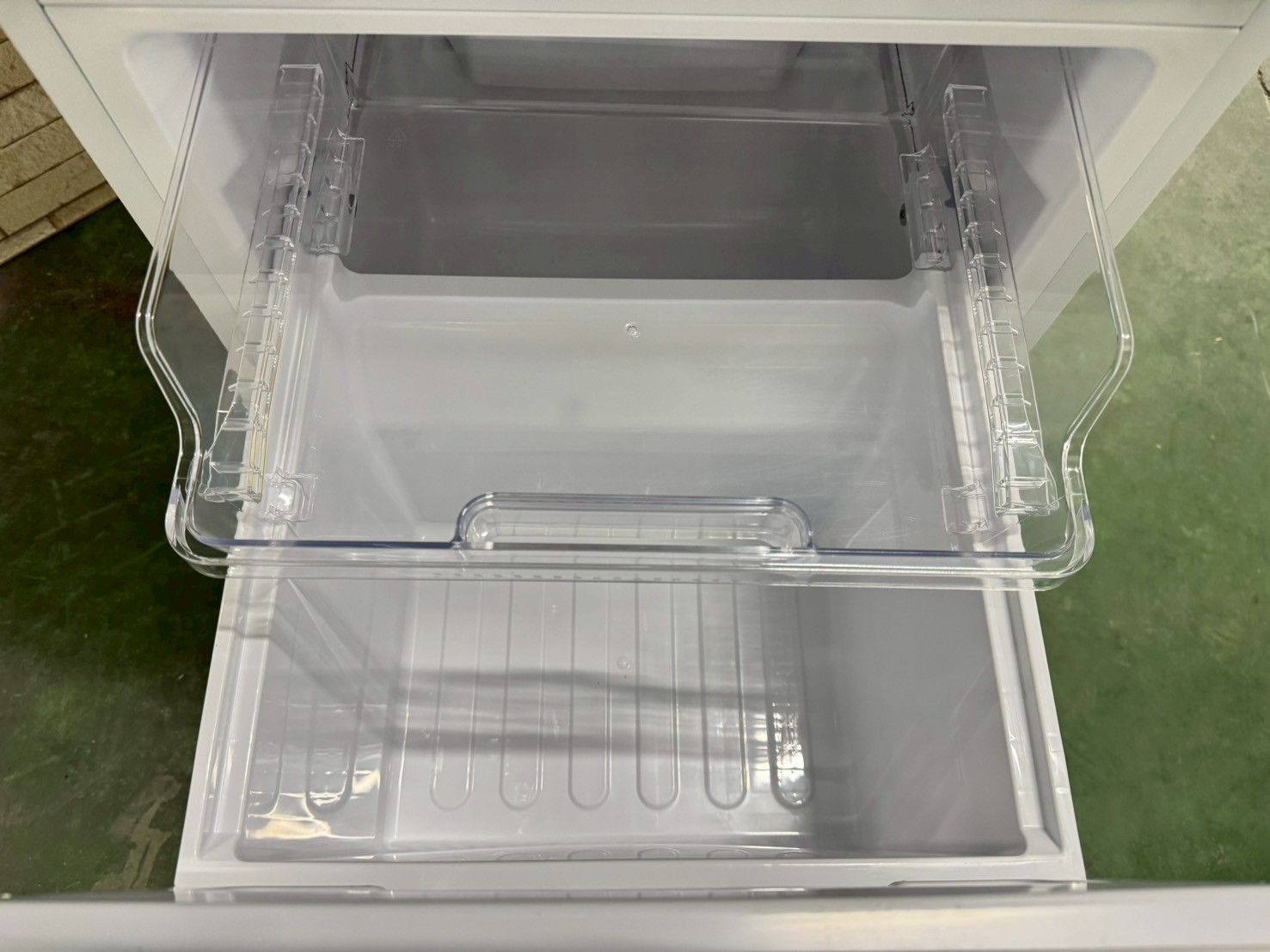 大阪送料無料☆3か月保障付き☆冷蔵庫☆シャープ☆2ドア☆2022年☆SJ