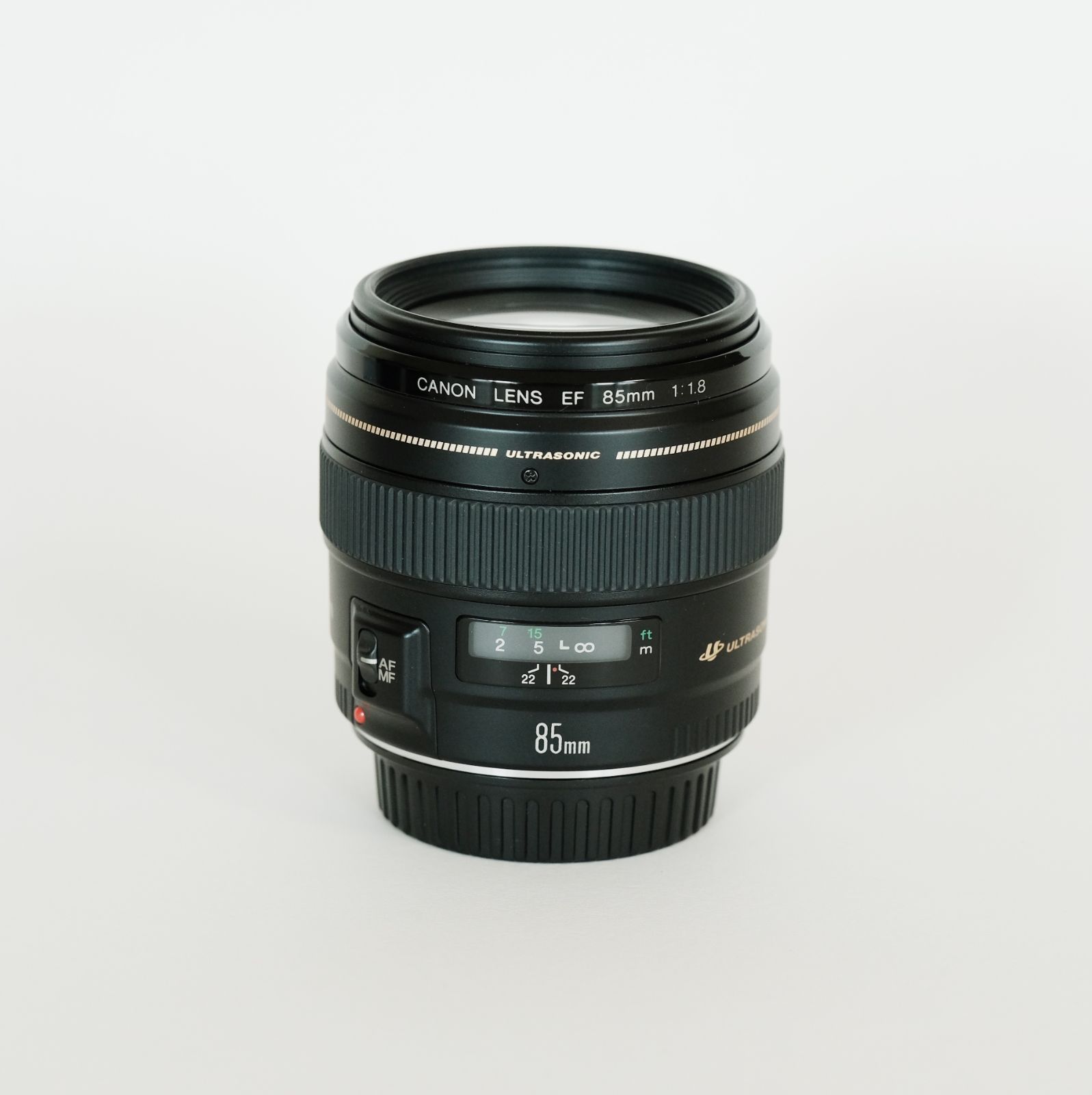 □ほぼ新品□ CANON EF85mm F1.8 USM - レンズ(単焦点)