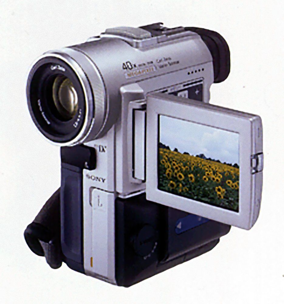 動作品　SONY miniDV HANDYCAM DCR-PC100 ⑨ 中古】SONY DCR-PC100 デジタルビデオカメラレコーダー miniDV
