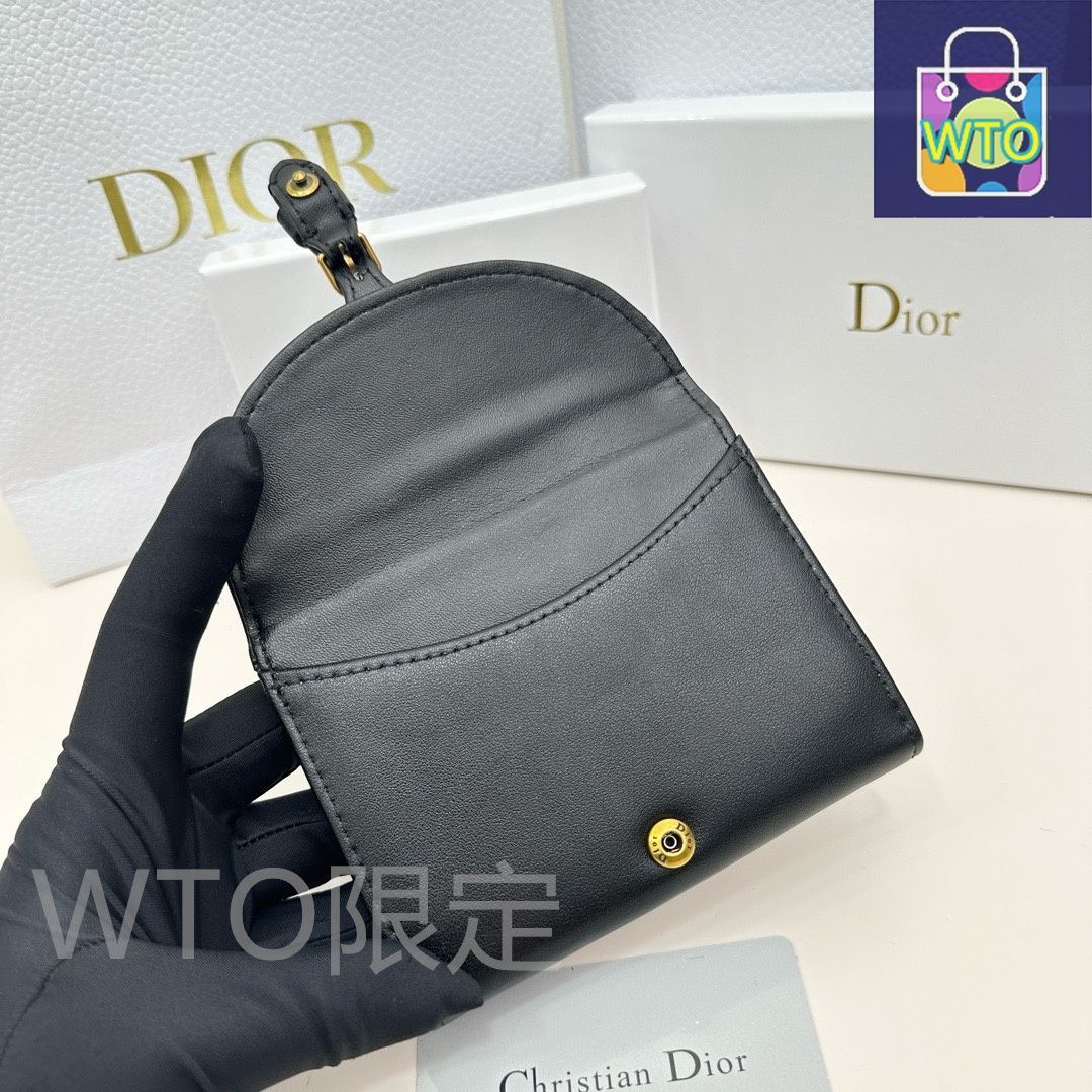 今日特価】Dior ディオール ショートウォレット 高級レザーを