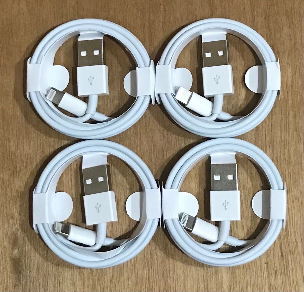 iPhone ライトニングケーブル　USB 1m 携帯　充電器　ケーブル 30本 iPhone ライトニングケーブル USB 1m 携帯 充電器 ケーブル 4本 - メルカリ