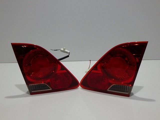 LED玉切れ無し コーティング加工済 GRS183 GRS184 クラウン アスリート 後期 内側 トランクテールレンズ左右 30-311 寒冷地 250422021