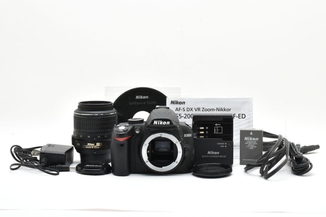 184 Nikon D3000 18-55 ズームレンズキット　ショット数833 184 Nikon D3000 18-55 ズームレンズキット ショット数833