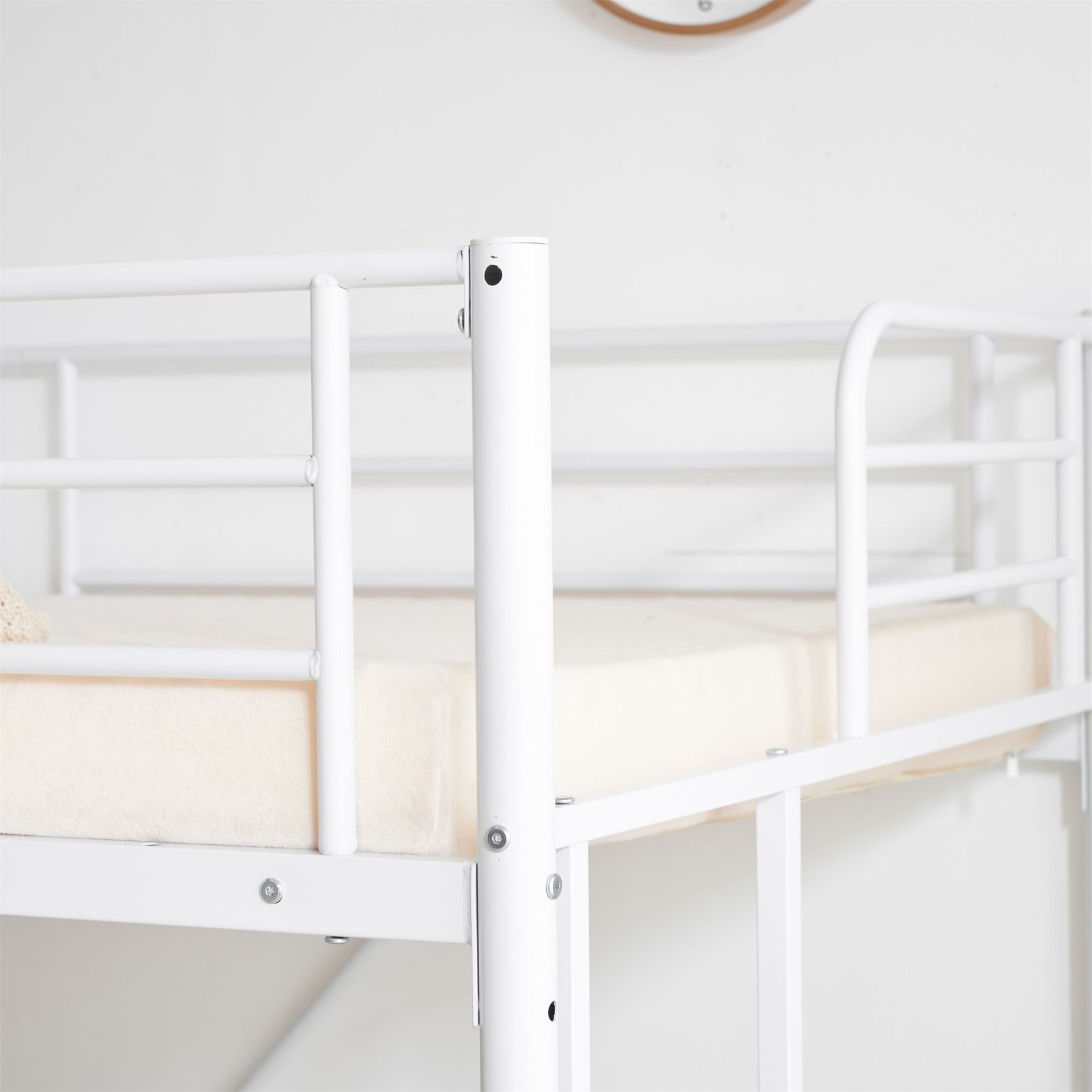 新作】【ホワイト】ロフトベッド パイプベッド サイド棚付き シングル