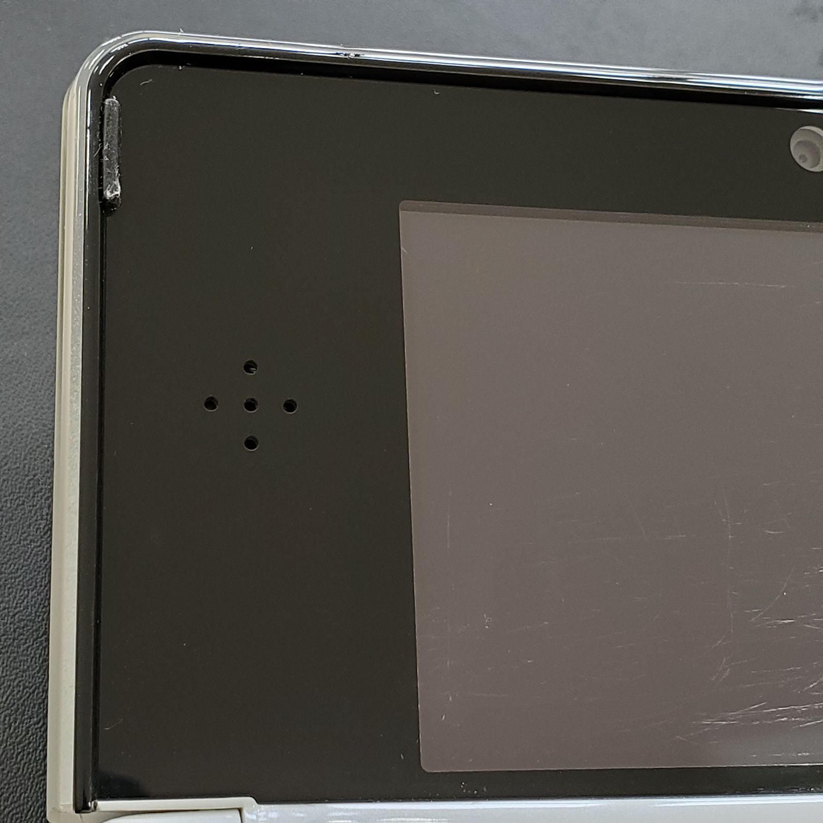 ホワイト FJ9579