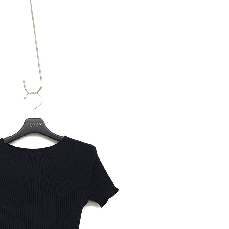 フォクシー　ハーフムーン　リブニット　黒　38 FOXEY 38 HALF MOON リブニット 黒