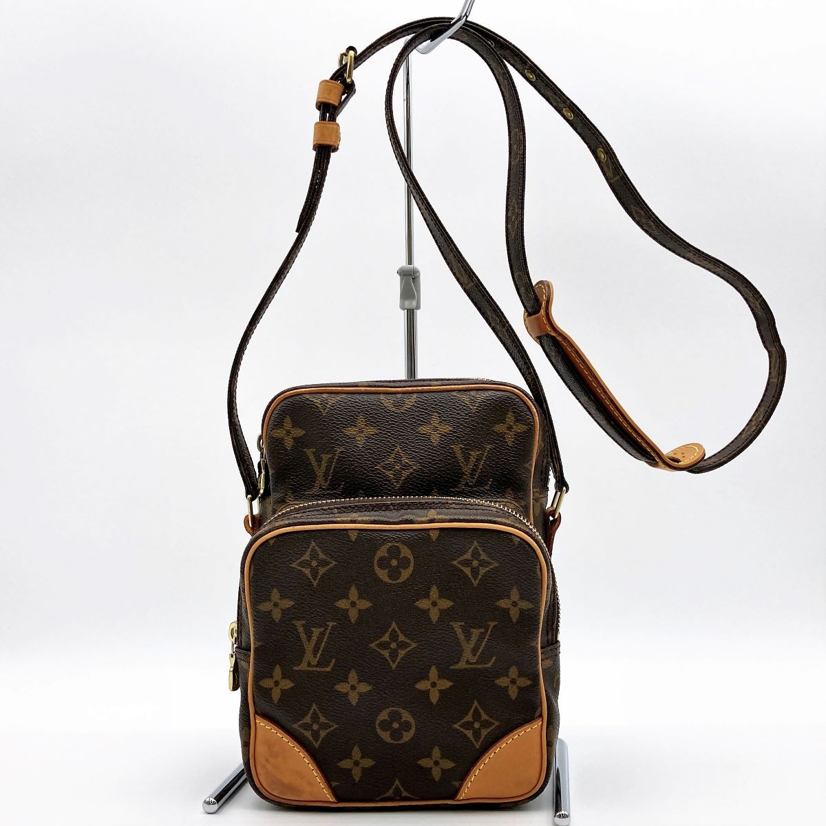 ルイヴィトン モノグラム アマゾン ショルダーバッグ クロスボディ 斜