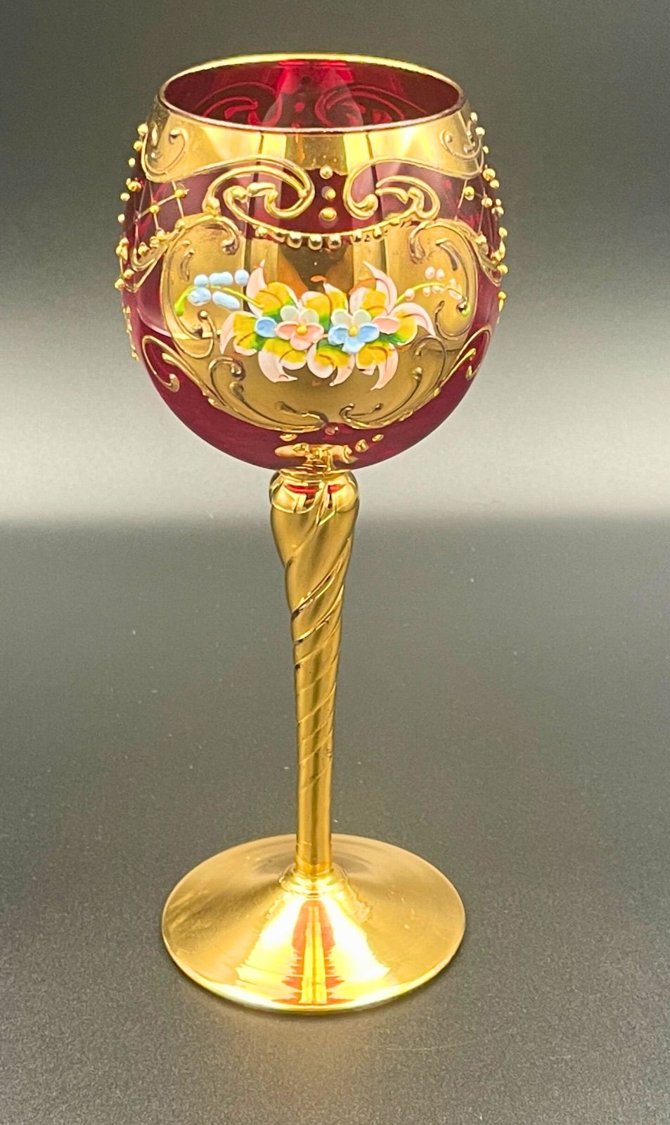 ボヘミアガラス 金彩 レッド 葡萄文 ワイングラス ペア M R6069の通販