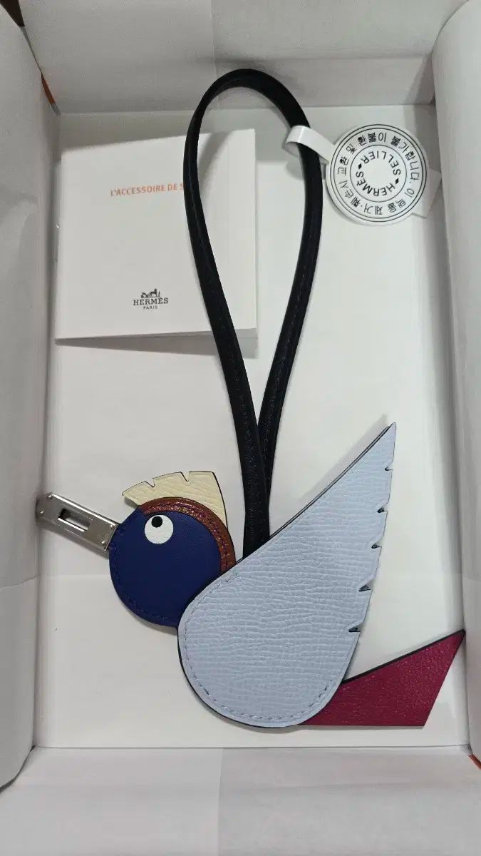 HERMES エルメス バーディ birdy チャーム Birdy charm | Hermès Mainland China