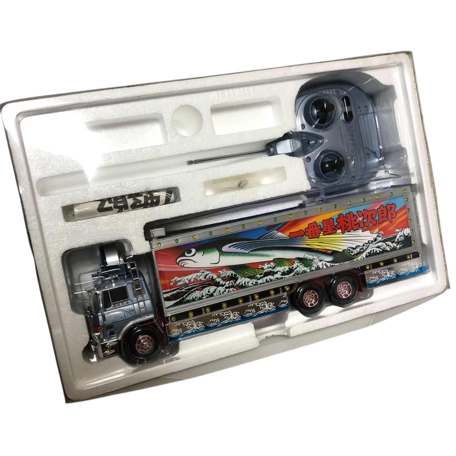 【未使用】アオシマ 1/32 RC トラック野郎 熱風5000キロ 青島文化教材社 アオシマ 1/32 トラック野郎 No.02 一番星 熱風