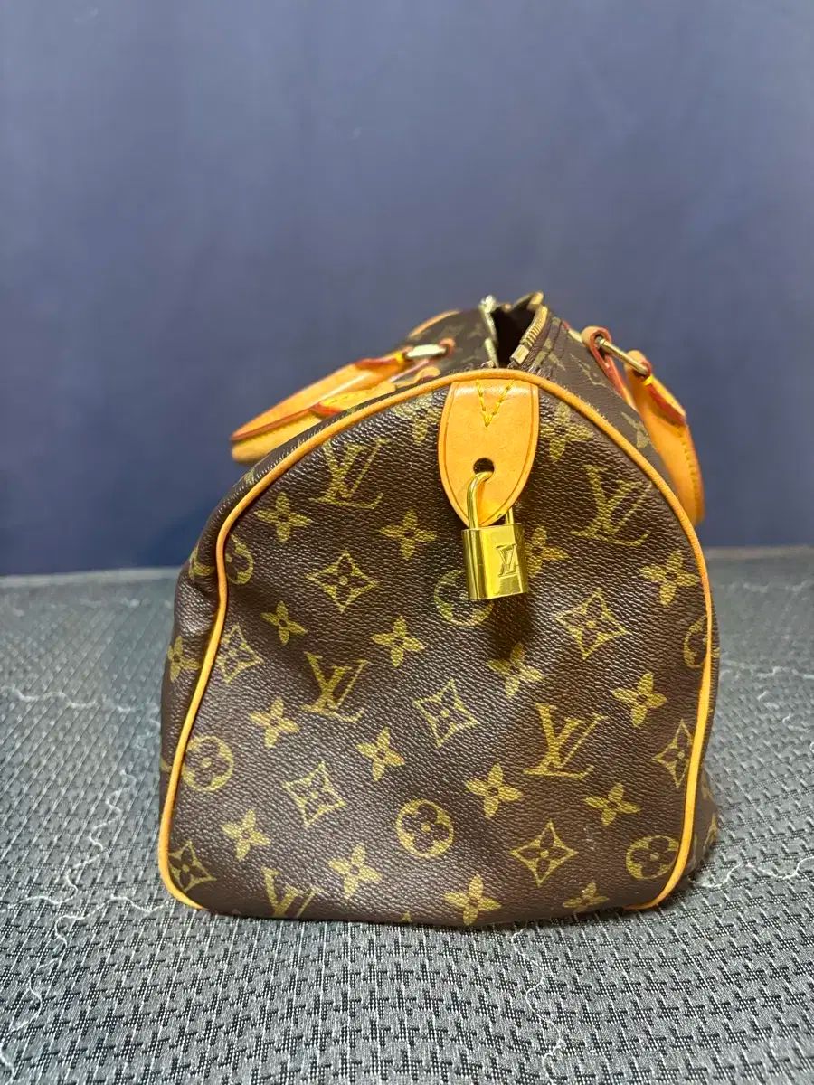 ルイヴィトン スピーディ 30 モノグラム