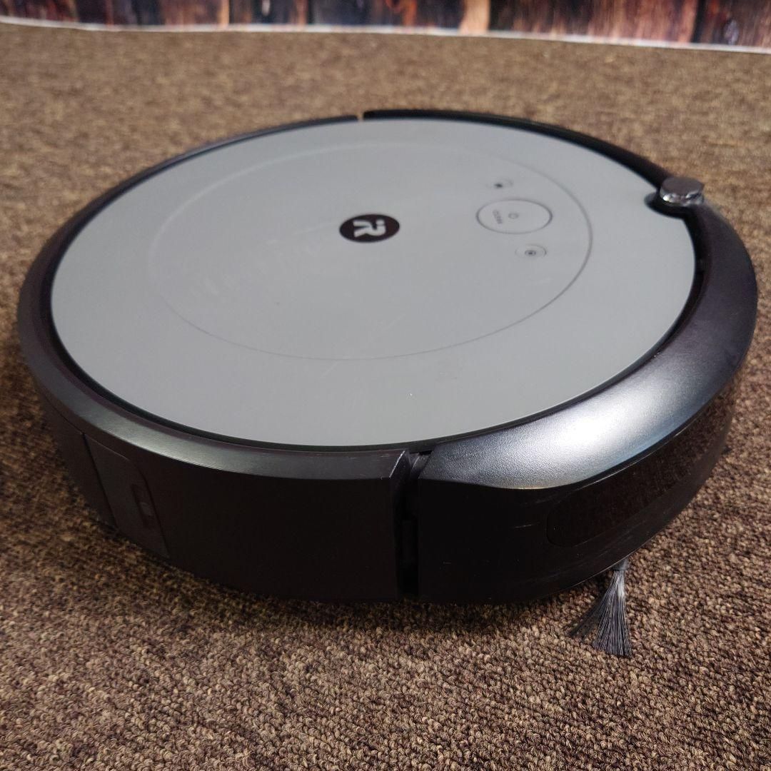 Roomba i2