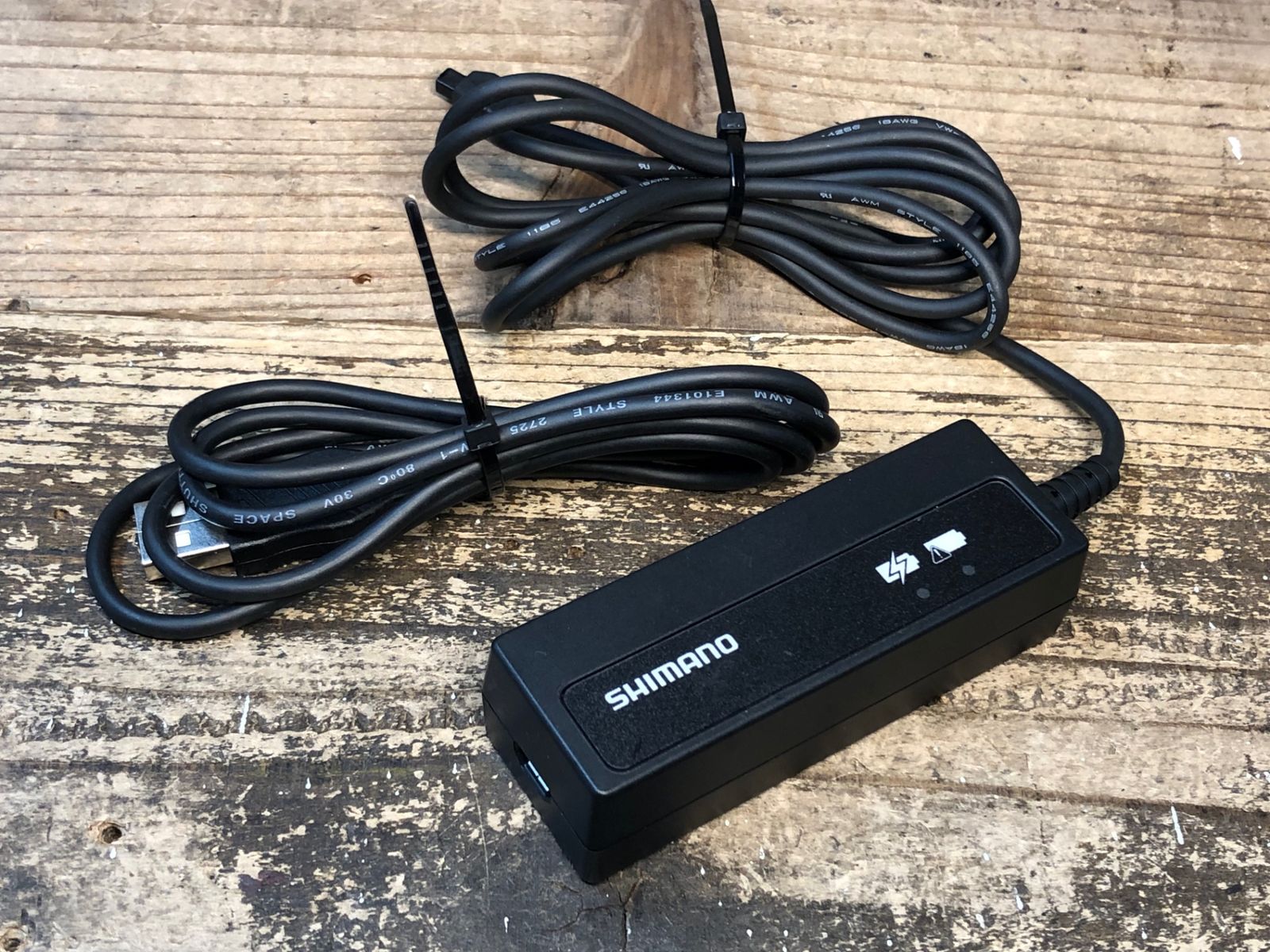 SHIMANO SM-BCR2 バッテリーチャージャー SHIMANO 「シマノ」 SM-BCR2