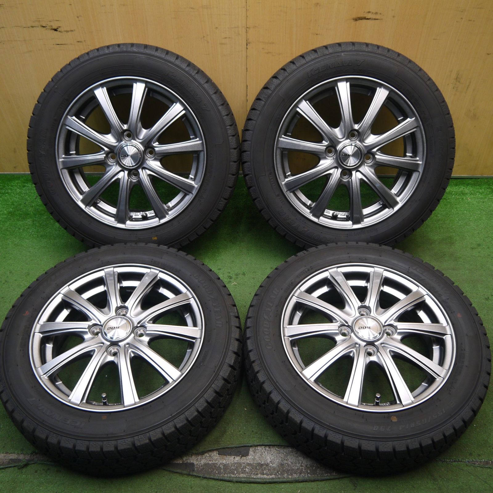 超バリ溝！23年！キレイ！9.5分以上☆スタッドレス 155/65R14 