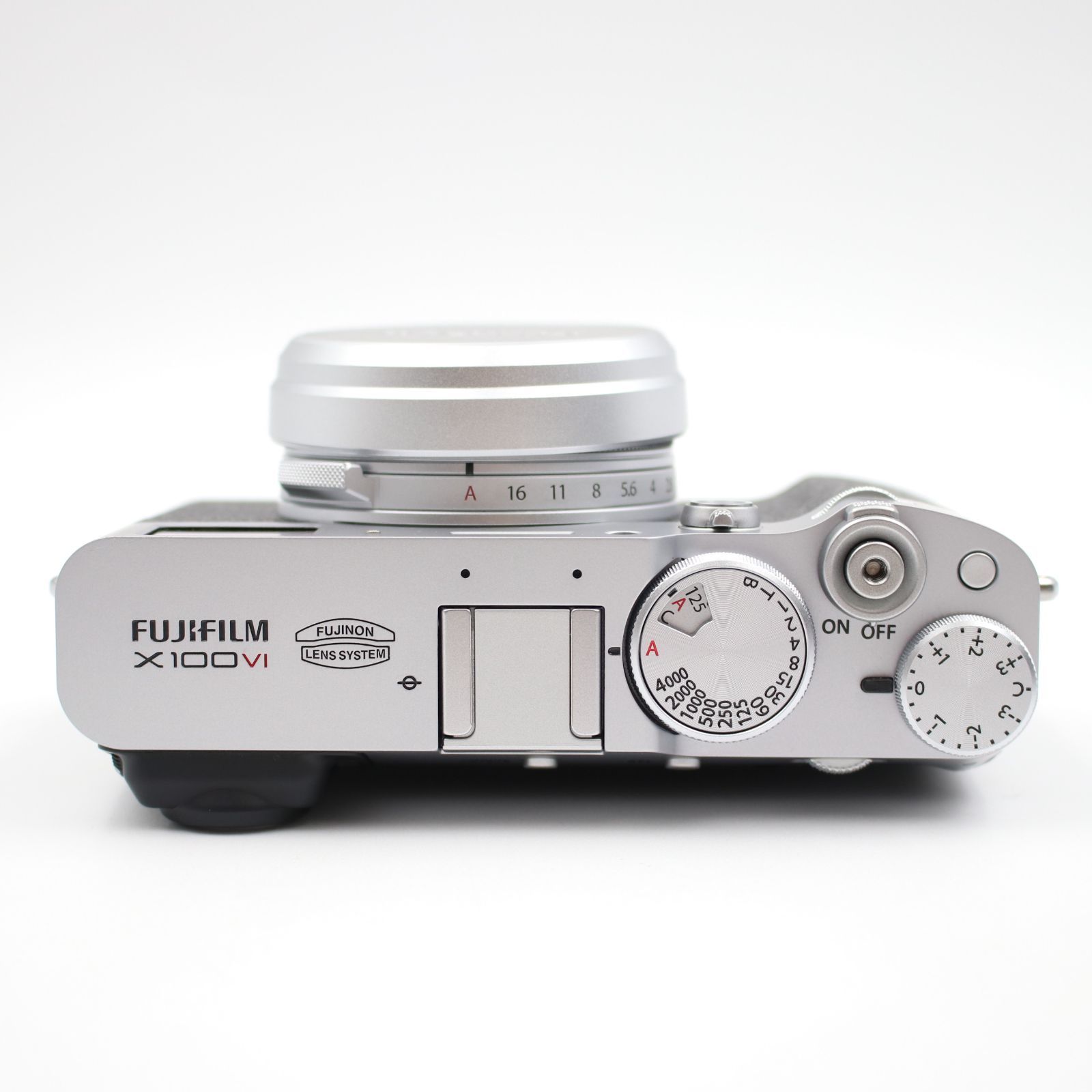 富士フイルム fujifilm X100vi シルバー 多言語対応 アクセ付 富士フイルム FUJIFILM X100VI シルバー 日英二言語モデル｜新品