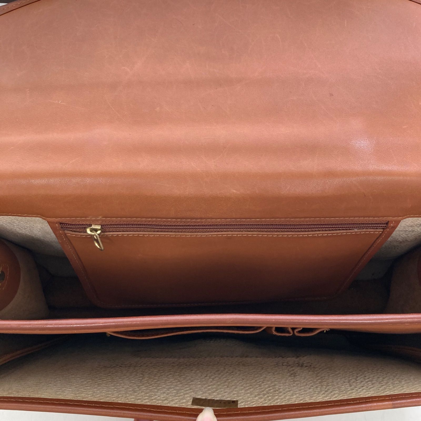 アメリカ製 コーチ 牛革 滑らかなキャラメルカラー 大振りトート オールドコーチ COACH ビジネスバッグ 牛革 キャラメル 2WAY 本革 ロック 鞄