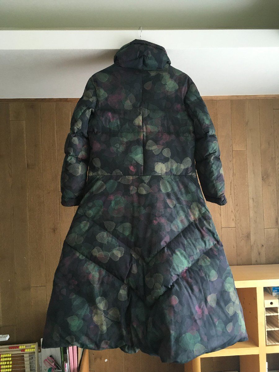 美品 Y's(ワイズ)コートフレアーデザインジップロングダウンコート