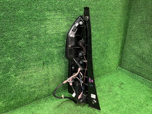 JF4 右テールランプ