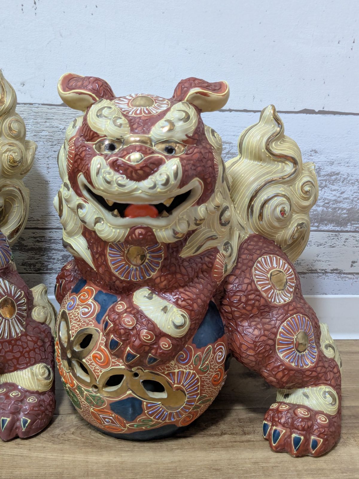 九谷焼 玉乗り獅子 赤 金彩 鶴 陶器 陶芸 置物 縁起物 魔除け 特大