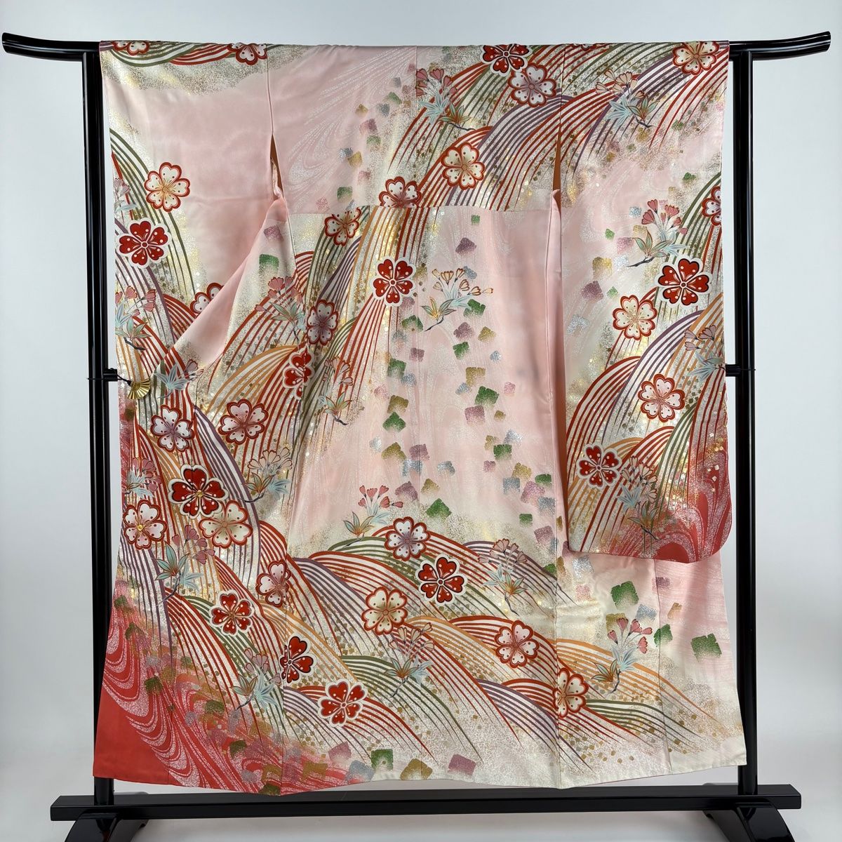 ブランド振袖 山本寛斎 豪華 刺繍 金駒 身丈178cm トールサイズ ブランド振袖 山本寛斎 豪華 刺繍 金駒 身丈178cm トールサイズ
