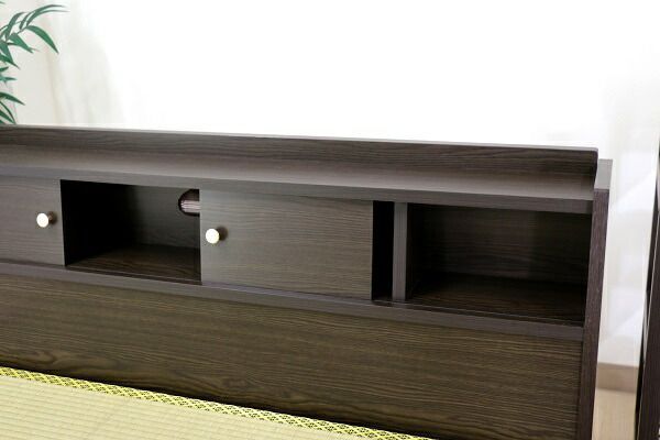 D ダークブラウン