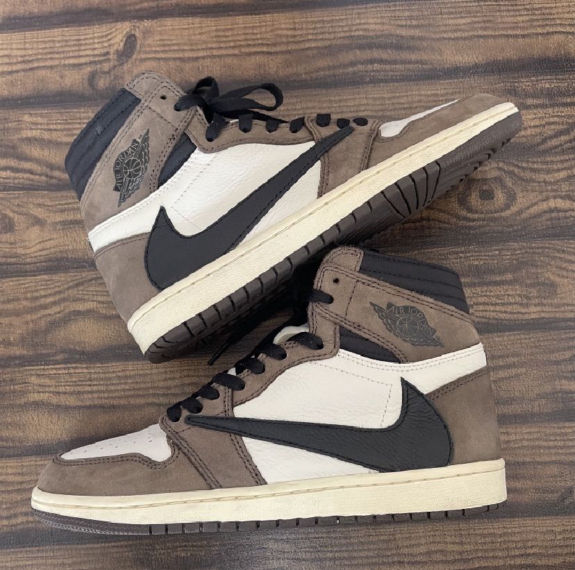 Travis Scott × Nike Air Jordan 1 Retro High OG TS SP 