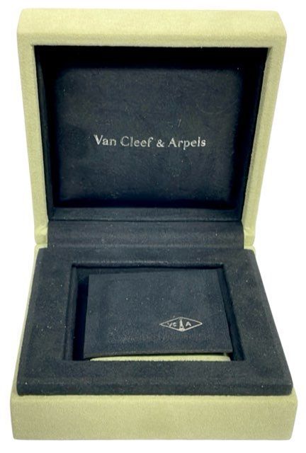 Van Cleef & Arpels ヴァンクリーフ　アクセサリー　ケース　３点 ヴァンクリーフ&アーペル ネックレス ケース 空箱｜Yahoo!フリマ