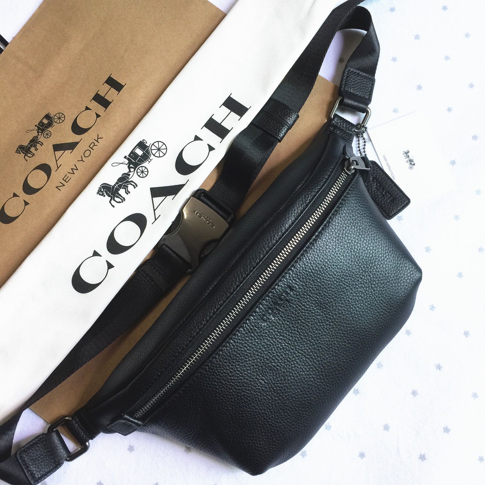 COACH バッグ 新品未使用 ベルト 袋ありレザーバッグ