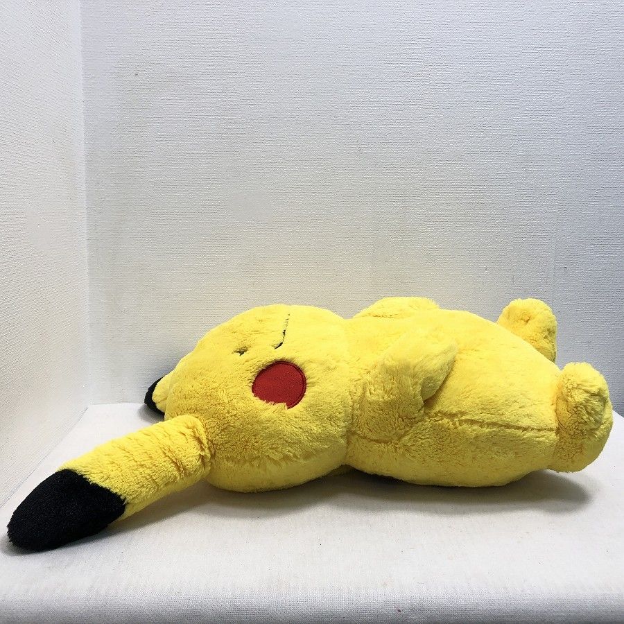 Pokemon Center ポケモンセンター限定 ピカチュウに変身
