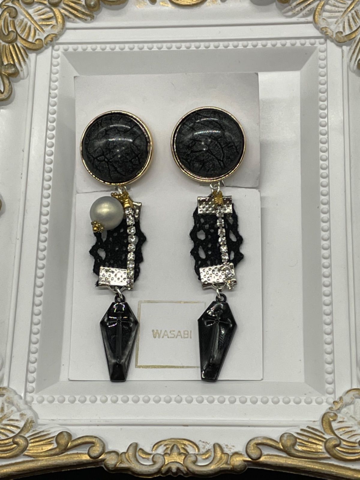 ハロウィン）（送料無料）ブラックカボションとラインストーンとクロス