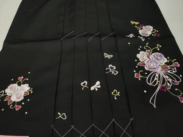 平和屋着物○女性 行灯袴 総刺繍 草花文 黒色 金銀糸 卒業式 洗える  