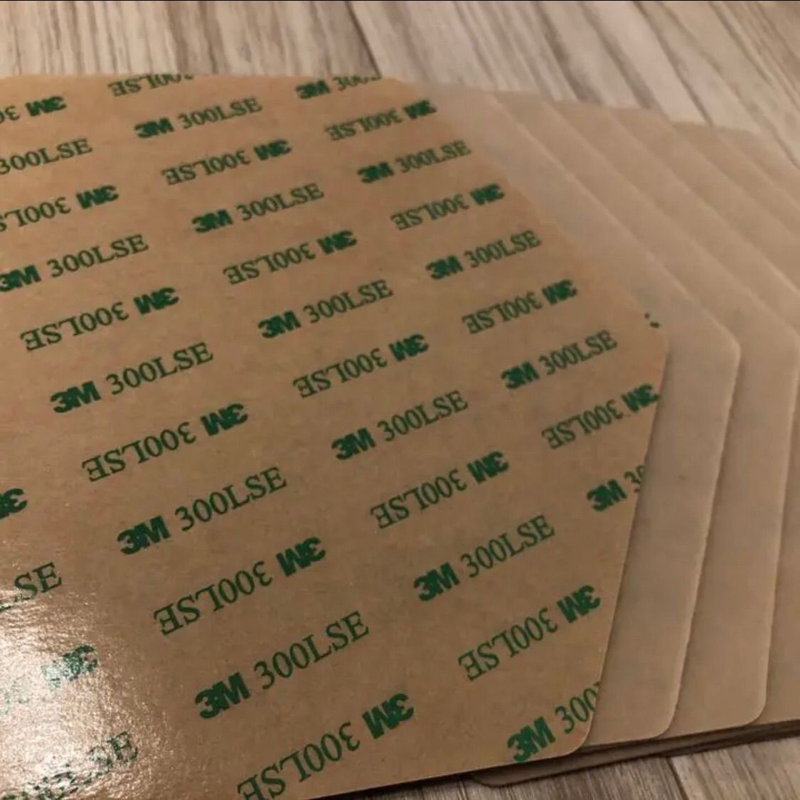 再入荷！シリコンゲルパッド44枚　サーフィンクリアデッキパッド　透明ワックス シリコンゲルパッド 110枚 「ヘキサフォース」 - メルカリ