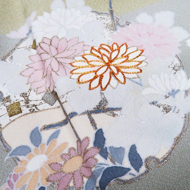 訪問着 着物 中古 正絹 袷 フォーマル 金駒刺繍 花の図 雪輪 緑