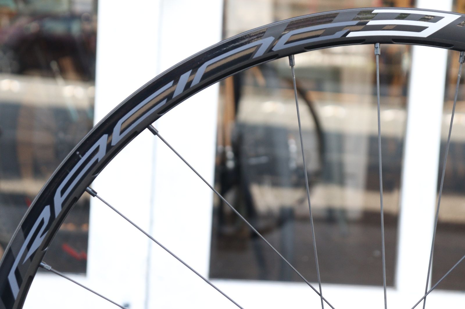 Roval ロヴァール SLX24 クリンチャー ホイール スルーアクスル シマノ