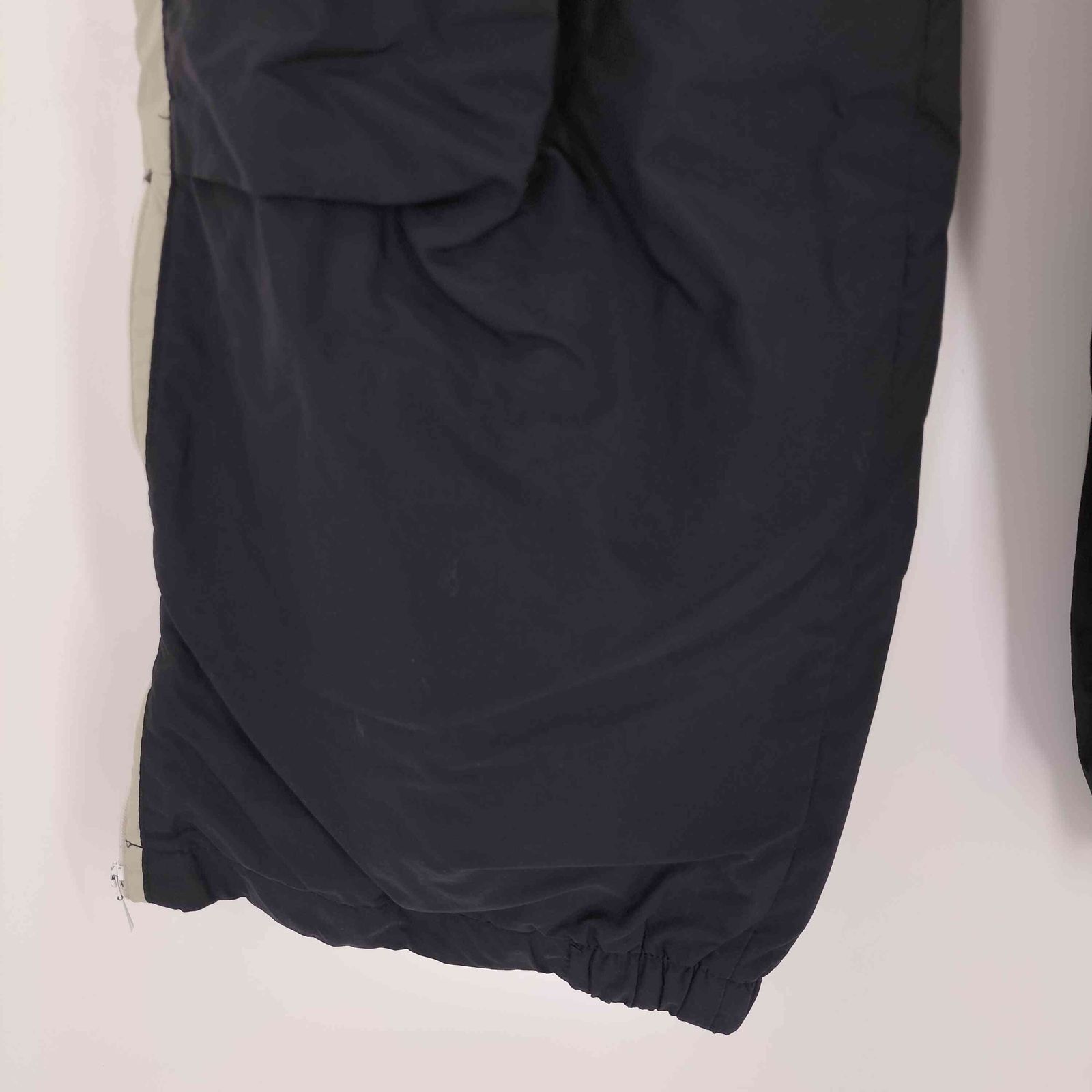 FENDI フェンディ ラビットファー カメリア フラワー コサージュ ブローチ FENDI フェンディ ラビットファー カメリア フラワー コサージュ