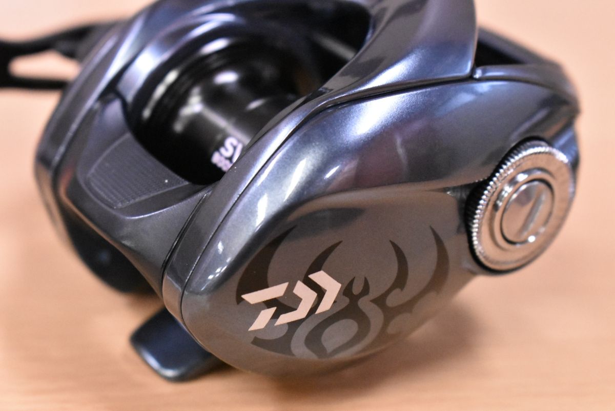 ダイワ 25 タトゥーラ SV TW 100HL 左 DAIWA TATULA ベイトリール バス