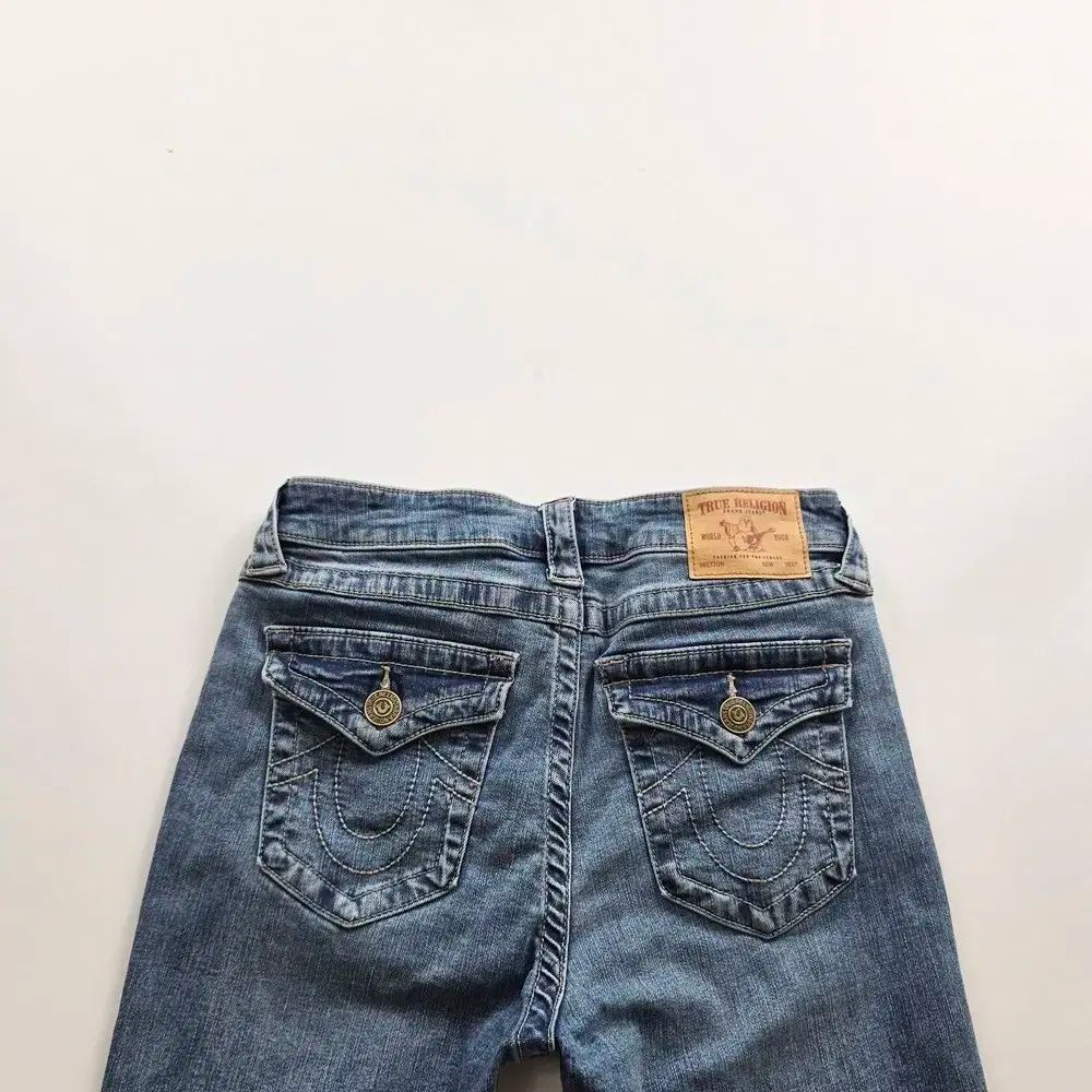 True Religion トゥルーレリジョン ブーツカットデニム サイズ29 True Religion トゥルーレリジョン ジーンズ ブーツカット