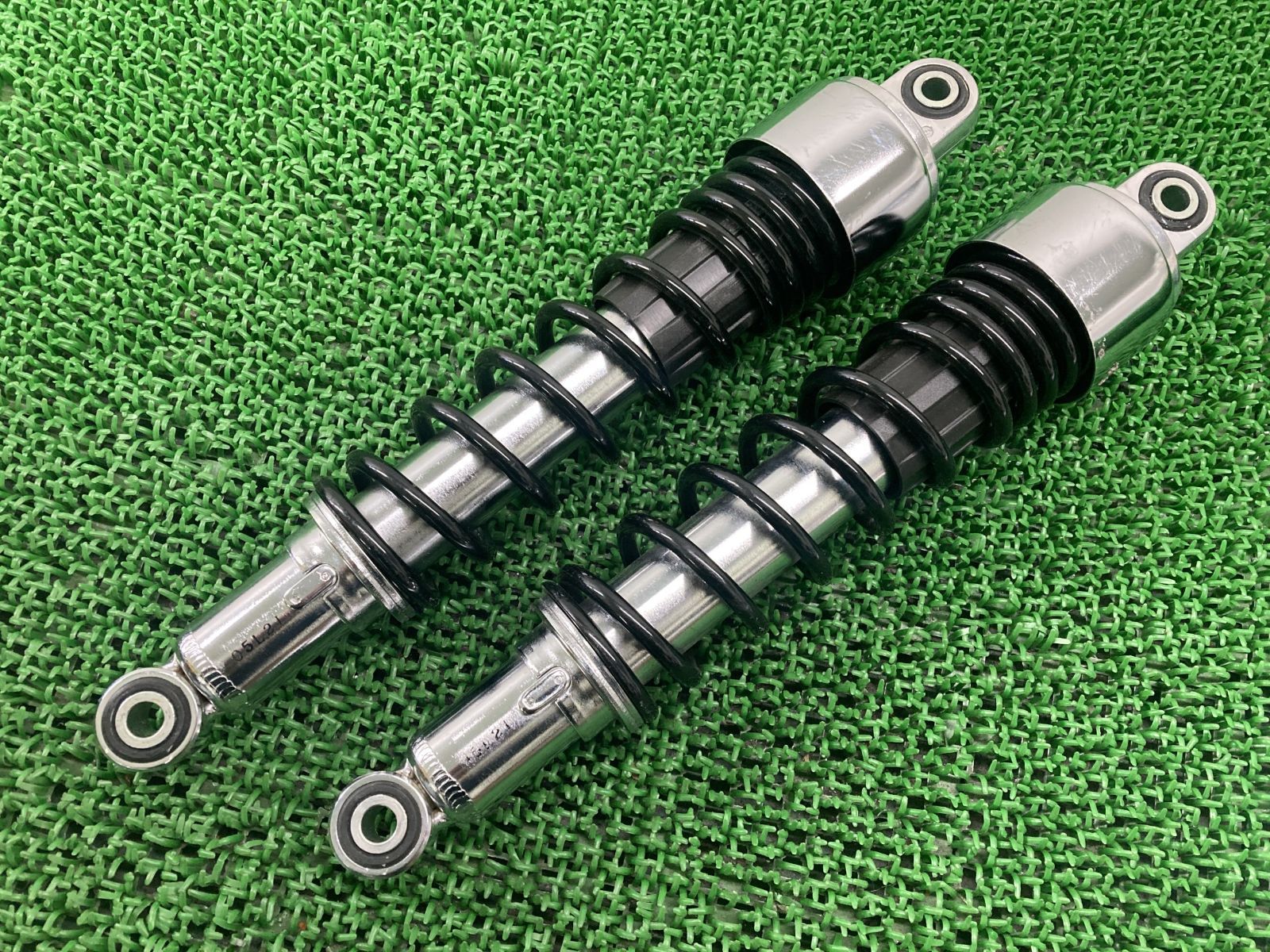 モンキー125 JB05 純正リアサス リアショック モンキー125 リアサスペンション 左右 黒 ホンダ 純正 2022年式