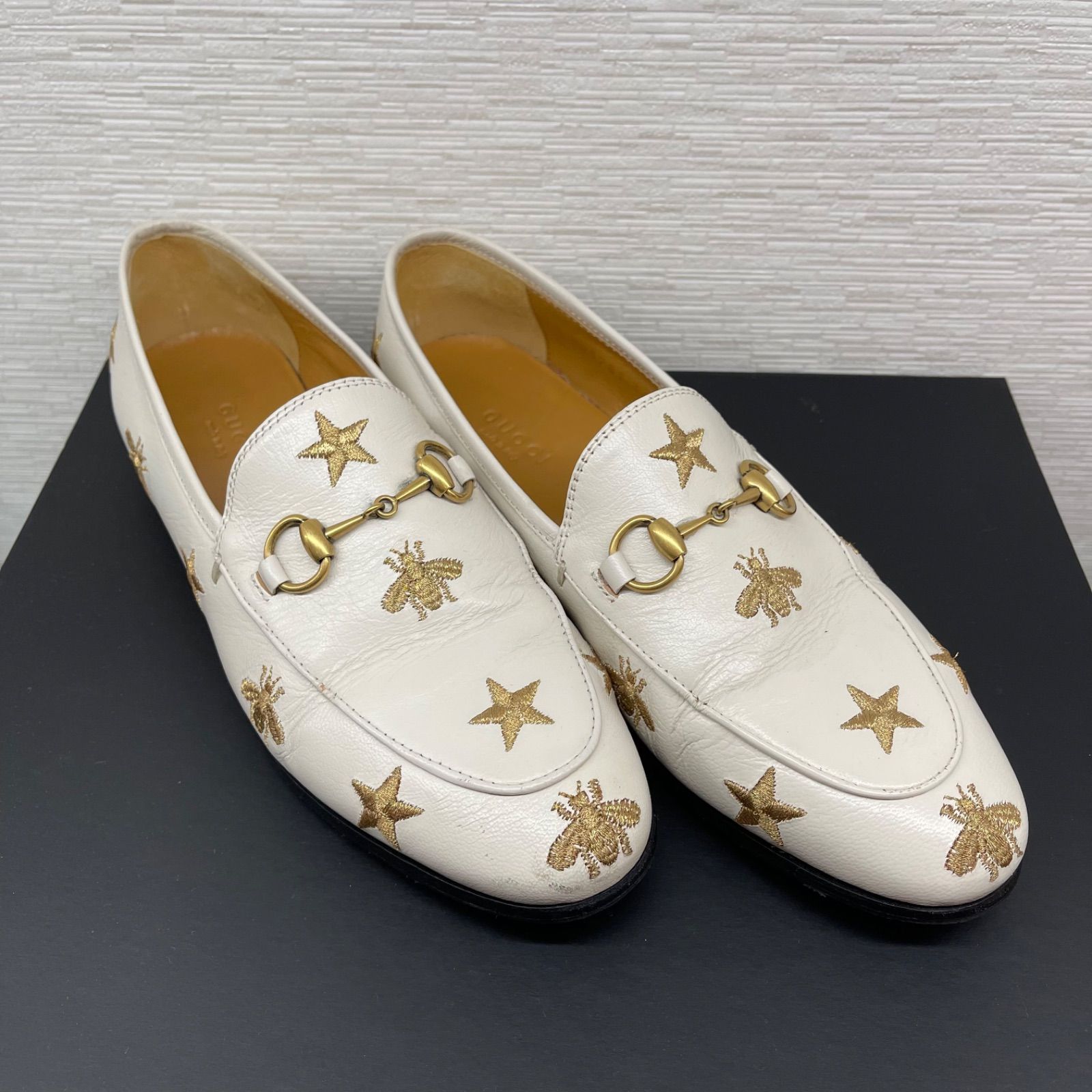 美品】GUCCI グッチ スター&蜂モチーフ ホースビット フラット