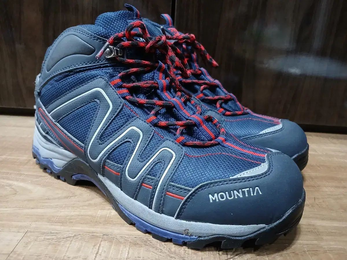 MOUNTIA 安全靴