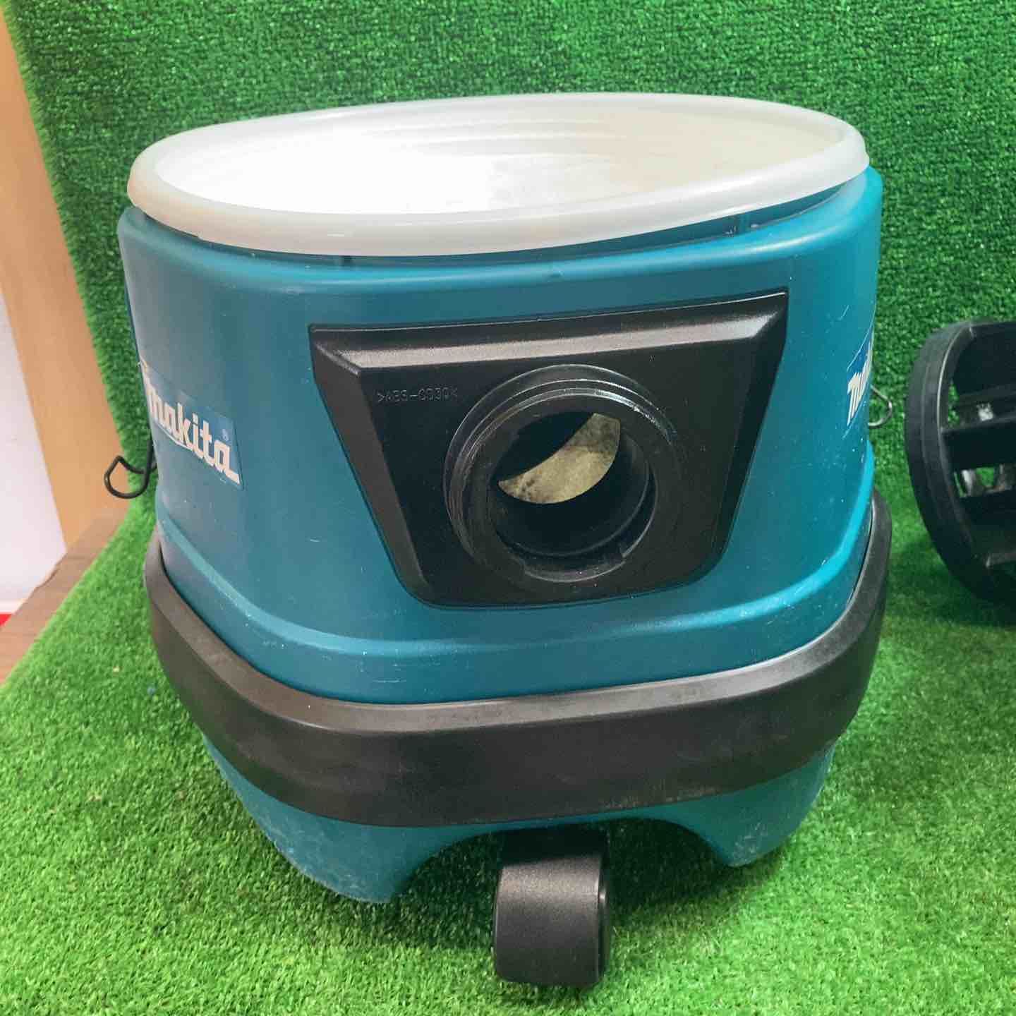 ◇マキタ(makita) 乾式 集じん機 472(P)【川越店】 - メルカリ