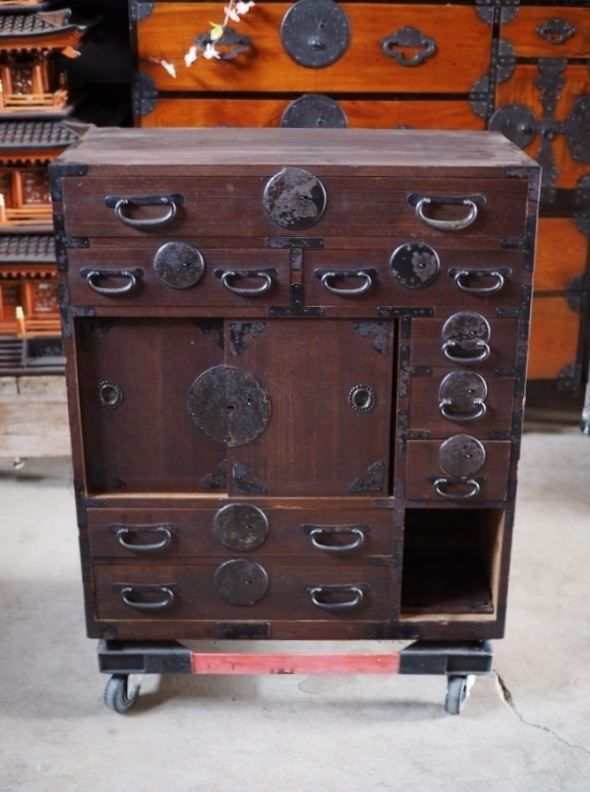 桐材造りのアンティーク帳場箪笥 明治時代 古録展 品番S10525