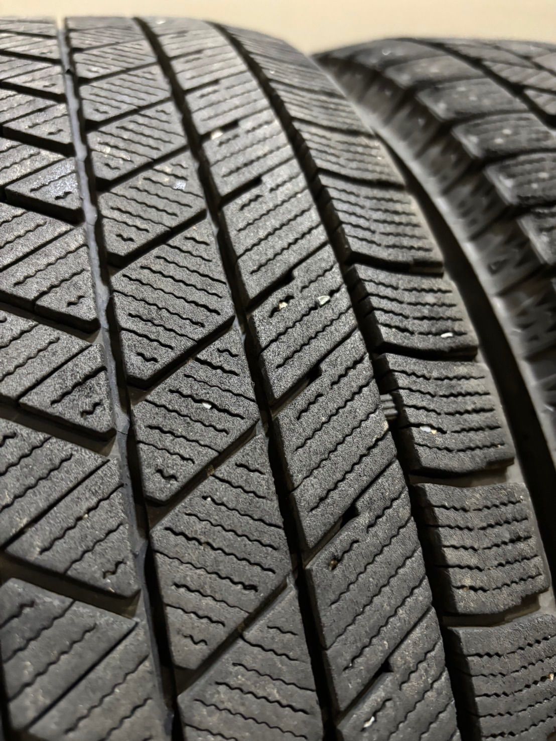 165/65R14インチ ブリヂストン ブリザック VRX3 4.5J 4H100 スタッドレスタイヤホイール4本セット マッドクロス レンジャー BR 165⁄65R14 ブリヂストンVRX3 溝高4本 送料込み BRIDGESTONE