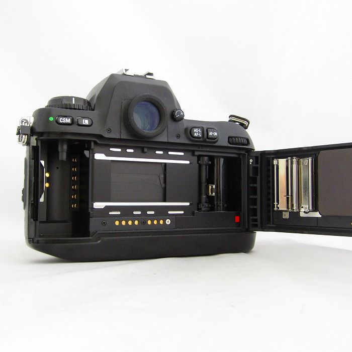 Nikon F100