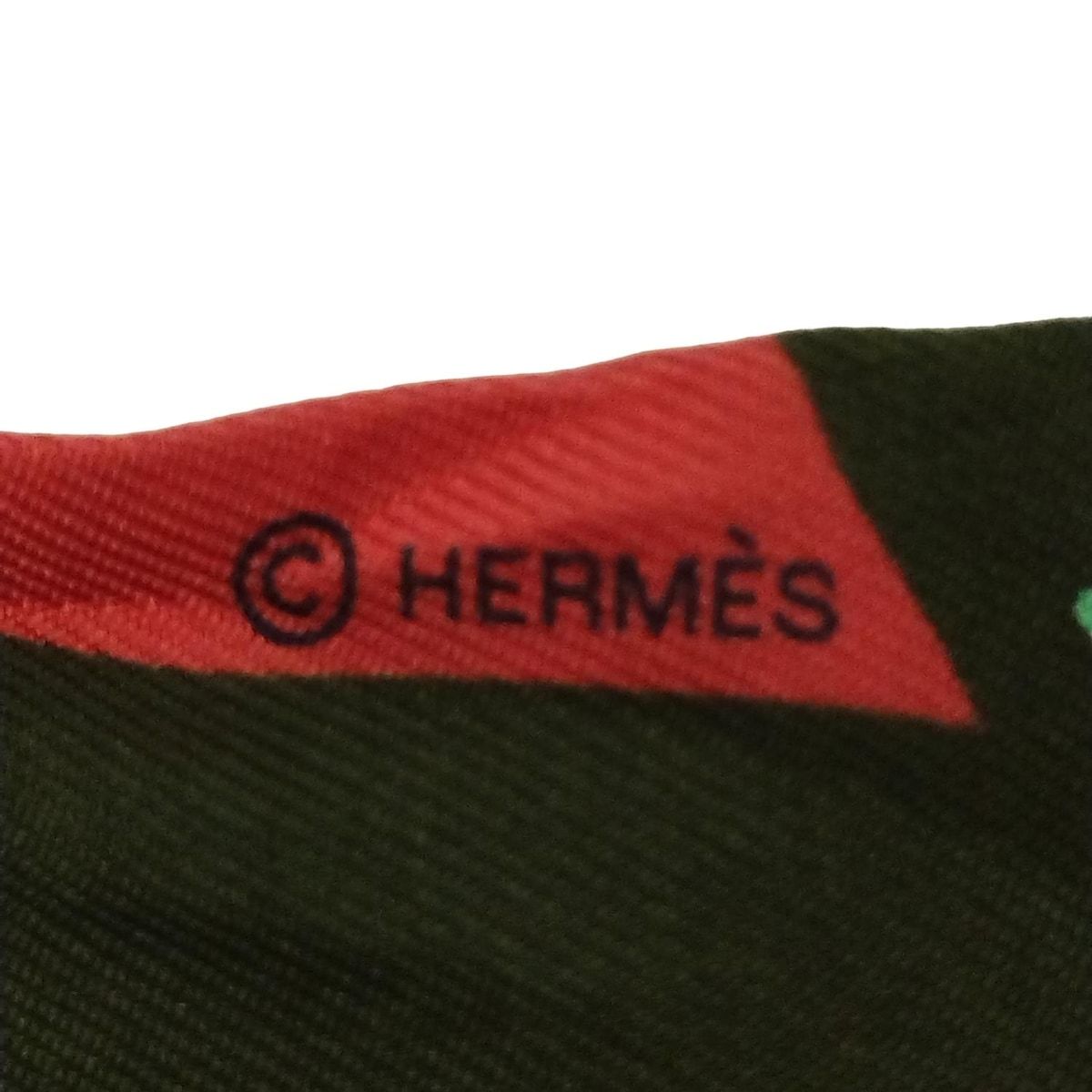 HERMES(エルメス) スカーフ美品 ツイリー グリーン×ピンク×マルチ  