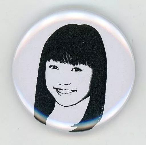 モーニング娘。 山﨑愛生 I LOVE バッジ 山﨑愛生(モーニング娘。'25)『I LOVE デザイン 缶バッジ』〔25.08〕