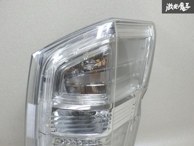 HONDA ホンダ 純正 RK5 RK6 ステップワゴン 後期 右 右側 運転席 LED